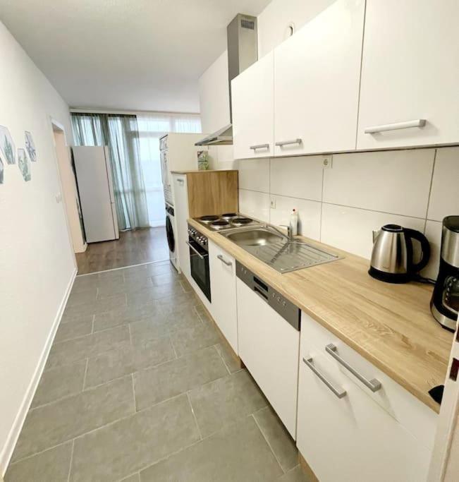 Grosse 3-Zimmer Wohnung, Zentrale Lage. Muelheim an der Ruhr Luaran gambar