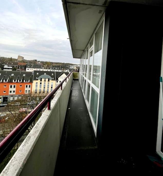Grosse 3-Zimmer Wohnung, Zentrale Lage. Muelheim an der Ruhr Luaran gambar