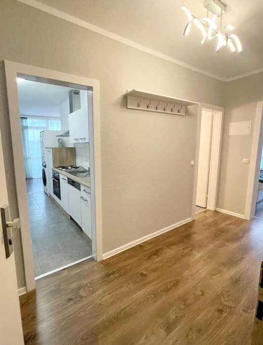 Grosse 3-Zimmer Wohnung, Zentrale Lage. Muelheim an der Ruhr Luaran gambar